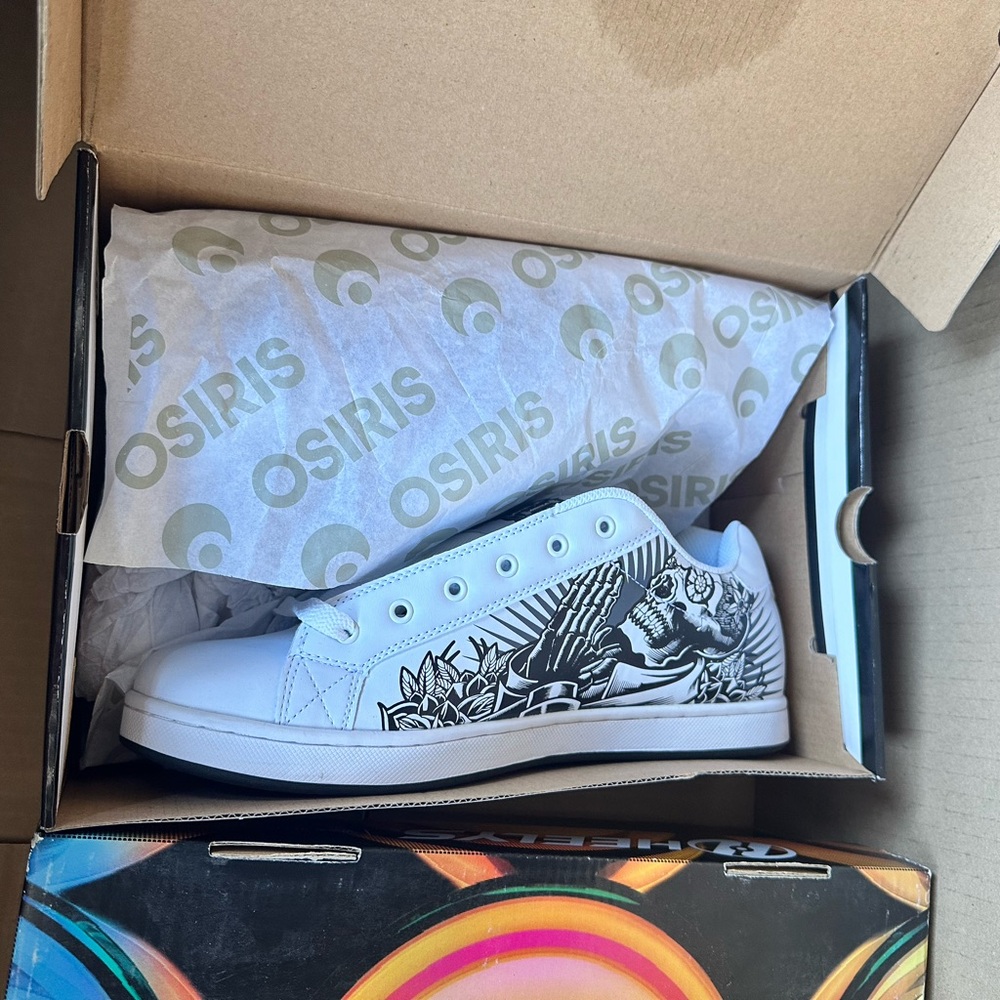 Osiris White and Black Graphic Sneakers